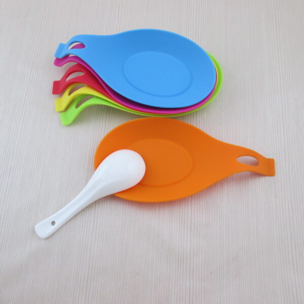 Food Grade Silicone Heat Resistant Spoon Rest Utensil Spatula Holder Gadget Kitchen Storage Rack Tool Aid 2