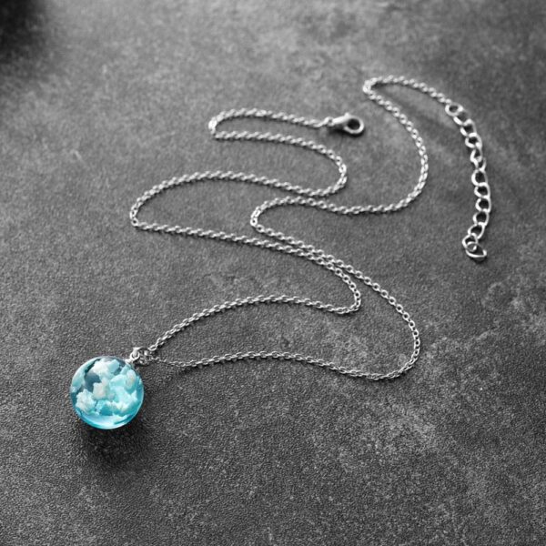 Chic Transparent Resin Rould Ball Moon Pendant Necklace Women Blue Sky White Cloud Chain Necklace Fashion 2