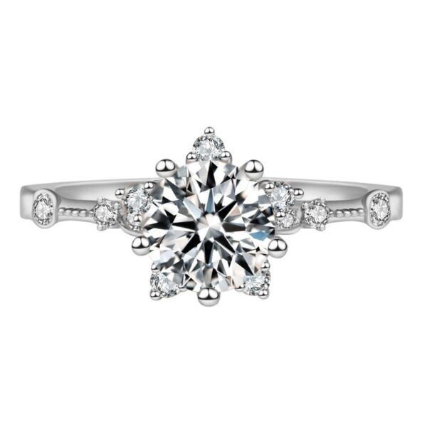 ʻO ke komo ʻana o Snowflake Zircon Silvery Rings nani nani i nā mea hoʻonani mare e hana ana i nā wahine engagement apo i hiki ke hoʻoponopono ʻia i ke kāhiko MENGYI 3