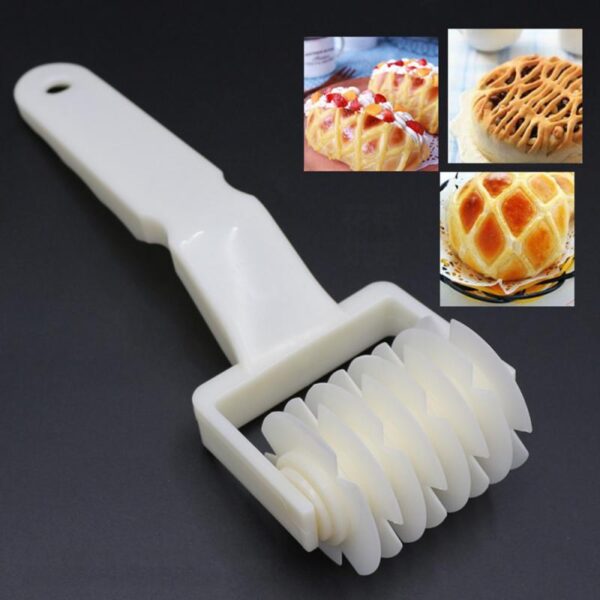 1pc Plastic Baking Tool Pull Net Wheel Knife Lattice Roller Cutter Maka Mkpụrụ Cookie Pie Craft 1