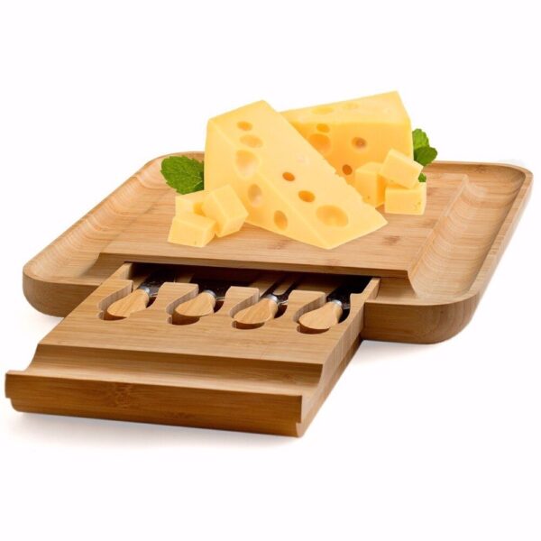 Bambuko sūrio lenta su stalo įrankiais „Wood Charcuterie Platter“, patiekianti mėsos lentą su išstumiama stalčiumi su 2