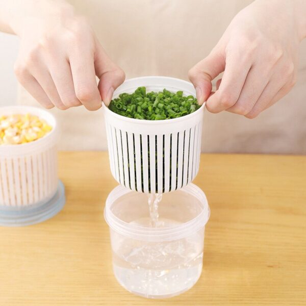 Food Drain Sealed Box Garlic Onion Refrigerator Food Fresh Storage Box Kitchen Accessories Organizer Round Storage 2