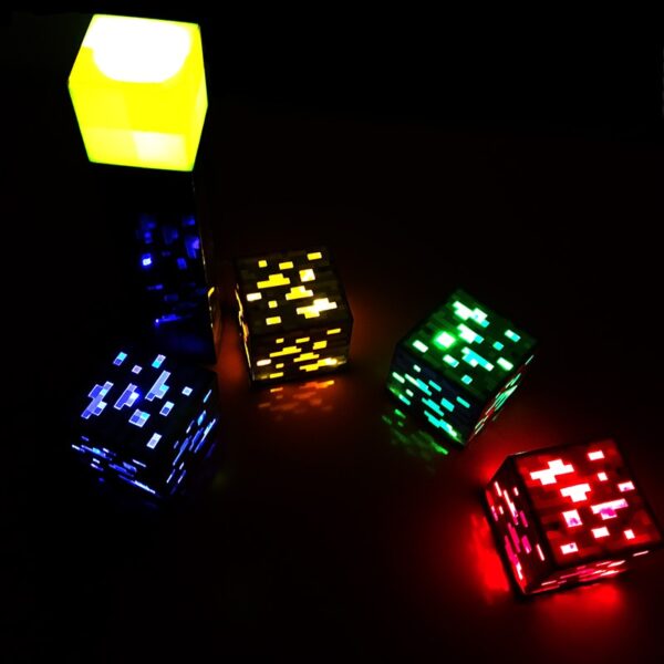 Minecraft Steve modela fîgurê lampa dirûnê Diy Blocks Building Light USB Bişkojka Rechargable Tîpa Lampeya Decsktop 5