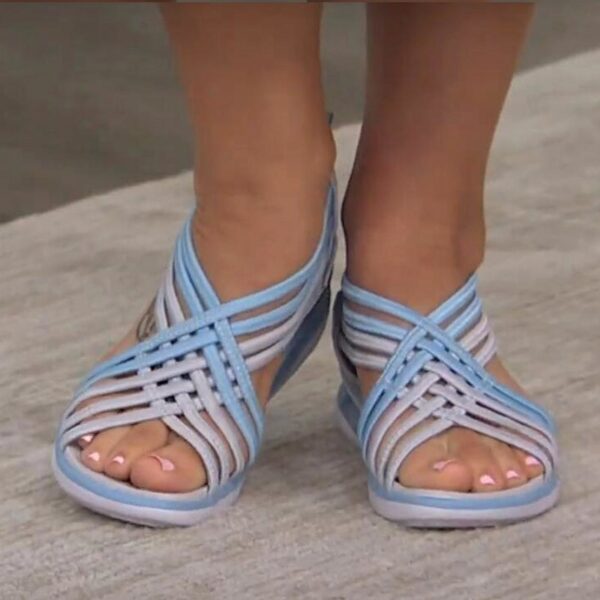 Ljetne ženske sandale Nove mješovite casual leževe klinove Ženske cipele Peep Toe Slip On Fashion Comfort 5