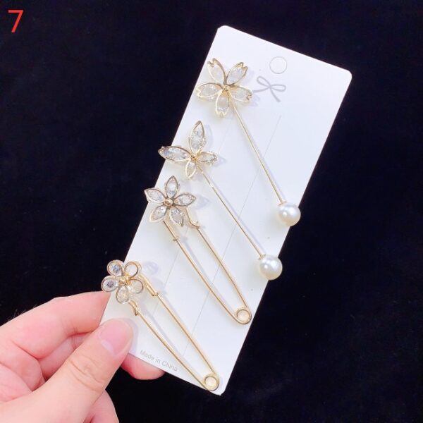 6pcs 4pcs set Pearls Brooch Tightening Waistband Pin Smaller Openning Bottom Brooches Rhinestone Metal Diy ຊອກຫາ 6.jpg 640x640 6