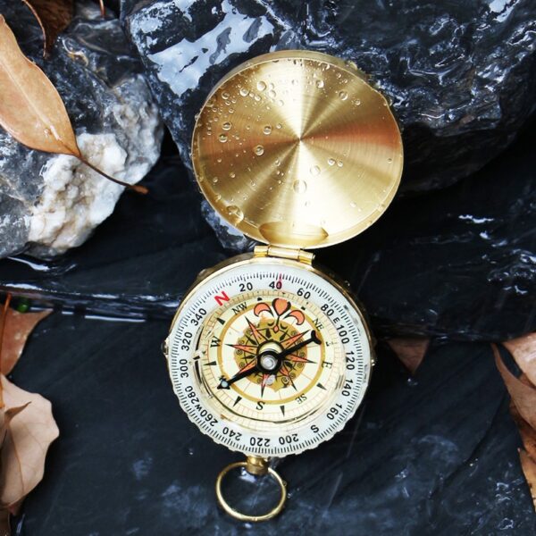 High Quality Camping Hiking Pocket Brass Golden Compass Portable Compass Navigation for Outdoor Activities 3