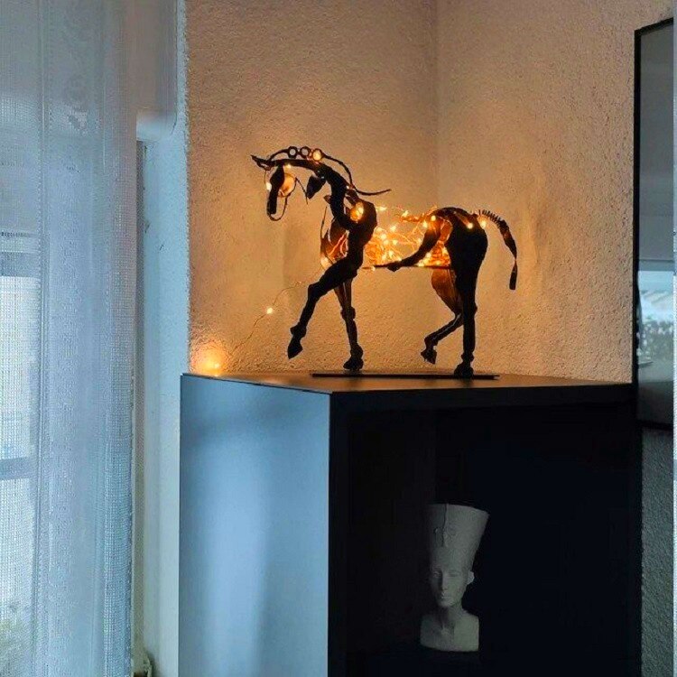 Metal Horse Sculpture Decoration - Image 2