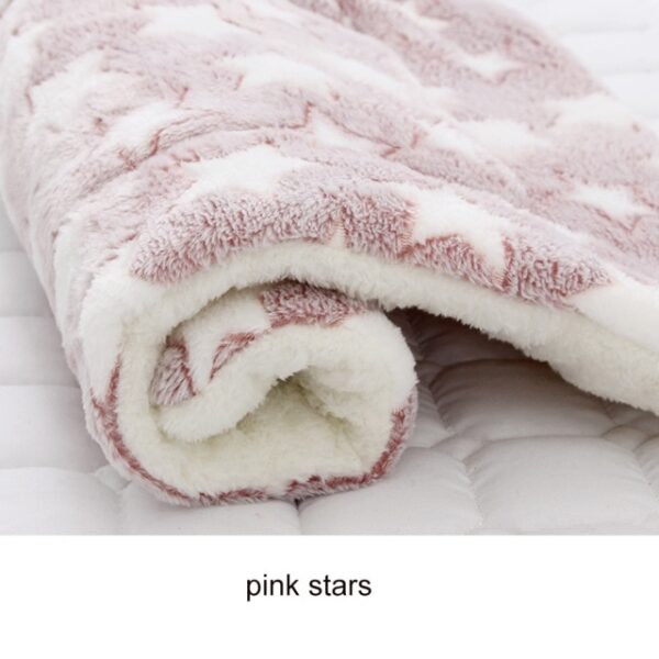 Soft Flannel Thickened Pet Soft Fleece Pad Pet Blanket Bed Mat for Puppy Dog Cat