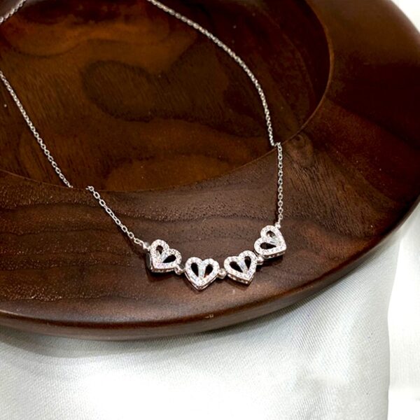 Trendy Fine Little Peach Heart Pendant Chain Necklace for Women Accessories Korean Fashion Jewelry Shiny AAA 5