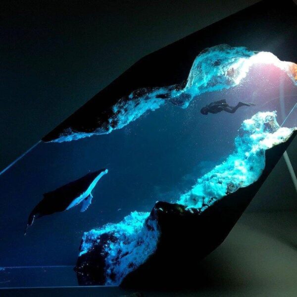 Large Epoxy Resin Lamp Diver And Humpback Whale Deep Sea Shimmer Home Office Decoration Desk Ornaments 5