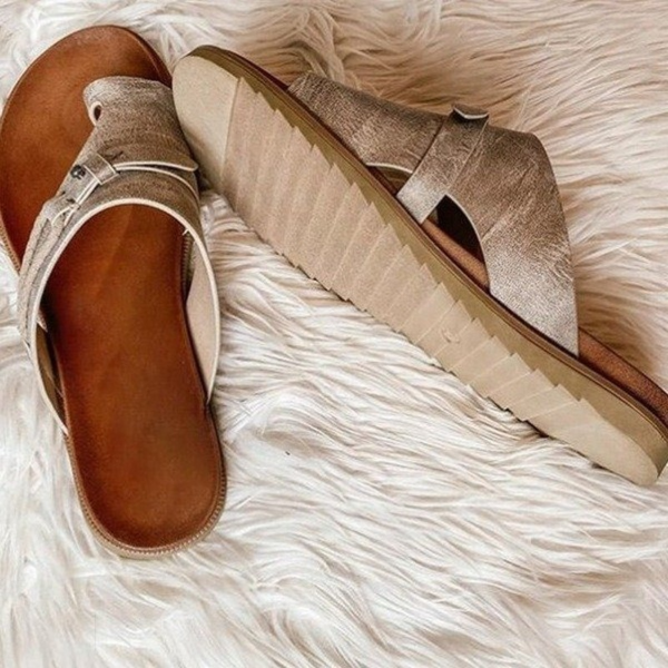2022 New Summer Women Fashion Casual Comfortable Orthotics Slippers Correction Open Toe Sandals Flat Heel Flip 4