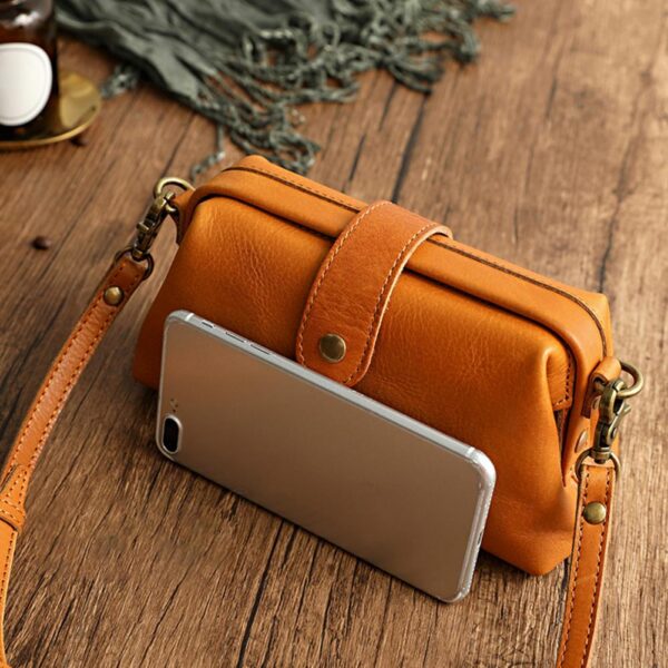 Casual Leather Shoulder Bags Retro Handmade Doctor Bag Clutch Crossbody Bag Women Vintage Style Travel Handbags 2