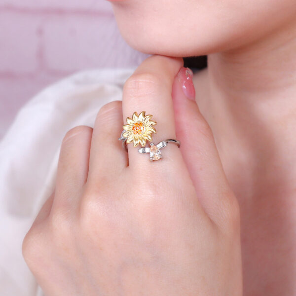 Colorful Crystal Rotating Sunflower Rings for Women Top Quality Square Cubic Zirconia Adjustable Ring Fashion Brand 5