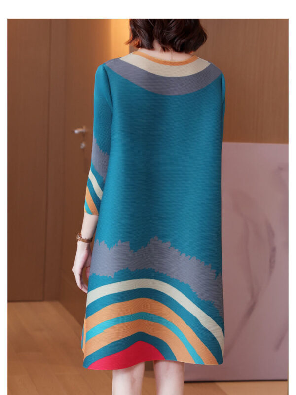 Ženska haljina s V ovratnikom plisirana haljina 2021. jesen nova modna mornarska vjetar opuštena velika veličina 4