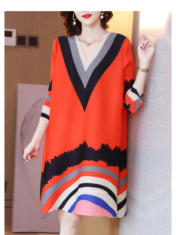 Dress for women V collar pleated dress 2021 autumn new fashion navy wind loose large size 5