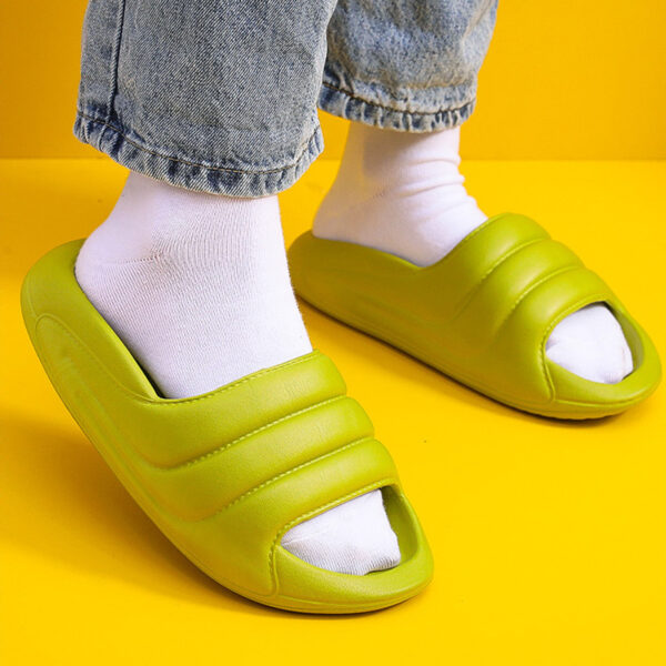 Comfort Soft Bottom Women s Cloud Slippers Summer 2022 Non slip Platform Slippers Women Thick Sole 3