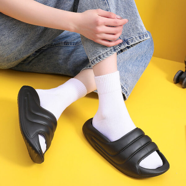 Comfort Soft Bottom Women s Cloud Slippers Summer 2022 Non slip Platform Slippers Women Thick Sole 5