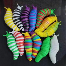 Flexible Fingertip Snail Toy - image 1