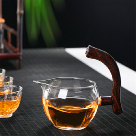 Magnetic Rotating Glass Teapot - image 5
