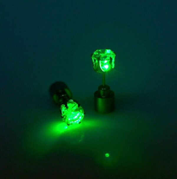 1 Pair Light Up LED Bling Ear Stud Rings кореялык флеш циркон шакектери Аксессуарлар үчүн 4.jpg 640x640 4