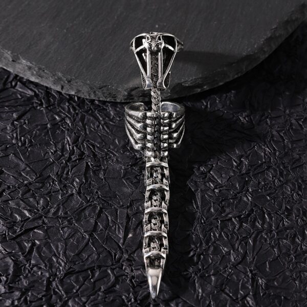 Movable Scorpion Ring Punk Jewelry Fingertip Toy Stress Relief Vintage Gothic Scroll Armor Knuckle Metal Rock 5