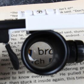 LED Glasses Magnifier - image 4