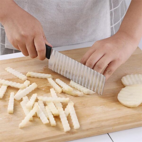 Nako e Telele Stainless Steel Potato Chip Slicer Dough Vegetable Fruit Crinkle Wavy Slicer Knife Potato Cutter Chopper 2