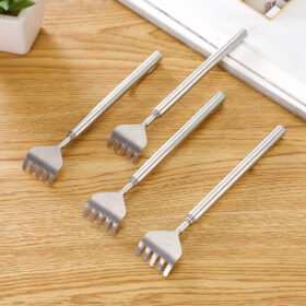 Extendable Back Scratcher - image 2