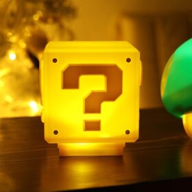 Mario Mini Question Block Light - image 1